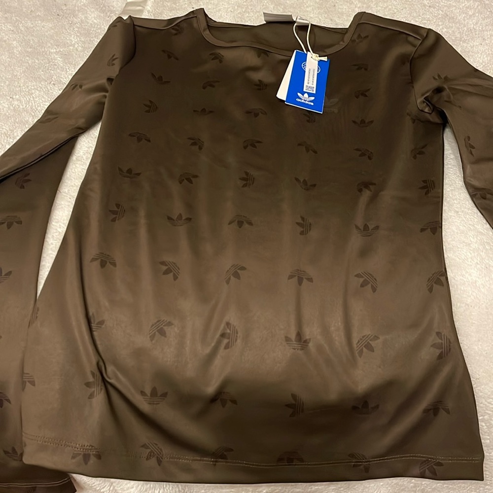 Long sleeve Adidas shirt, Silky material.
